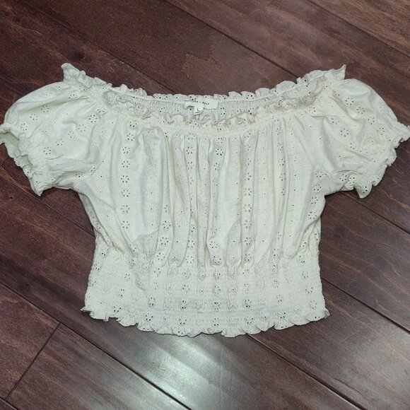 Cleo + Wolf Women's Knit Eyelet Smocked Crop Top SIZE LARGE - Picture 2 of 6